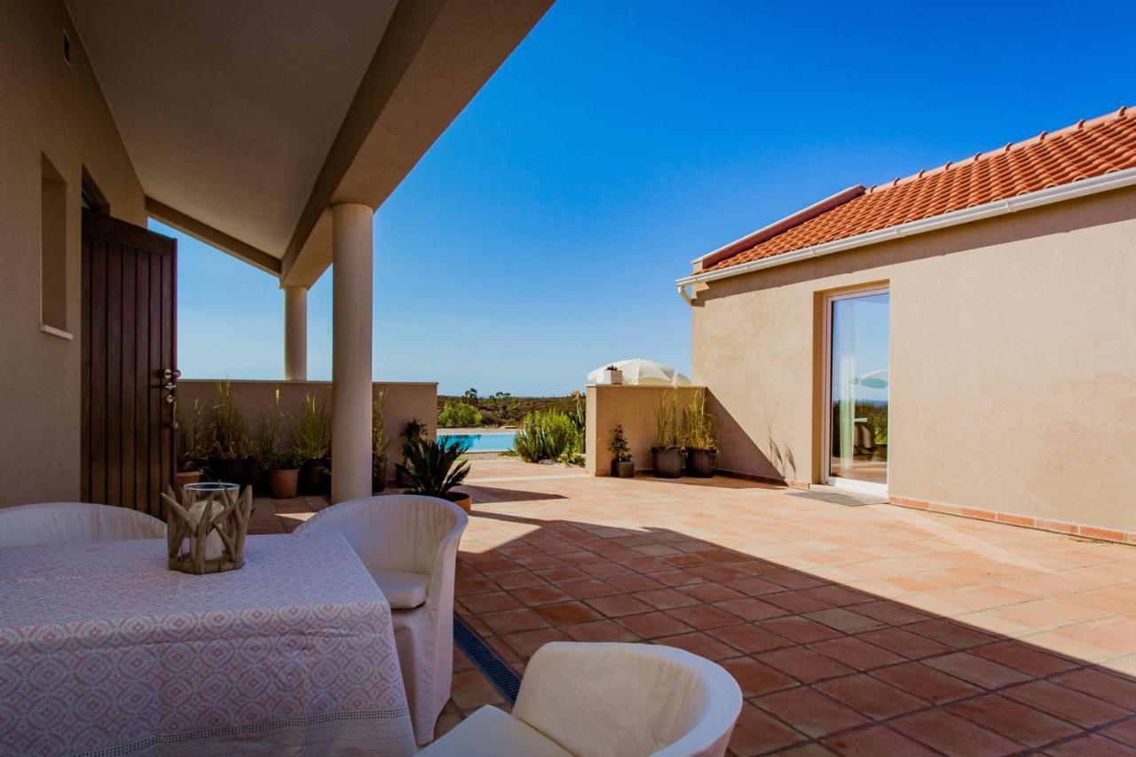 Corte Velada Guest House By Lovelystay Lagos Exterior photo