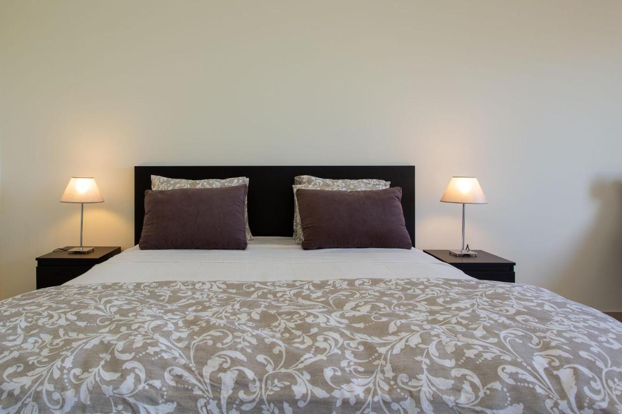 Corte Velada Guest House By Lovelystay Lagos Exterior photo