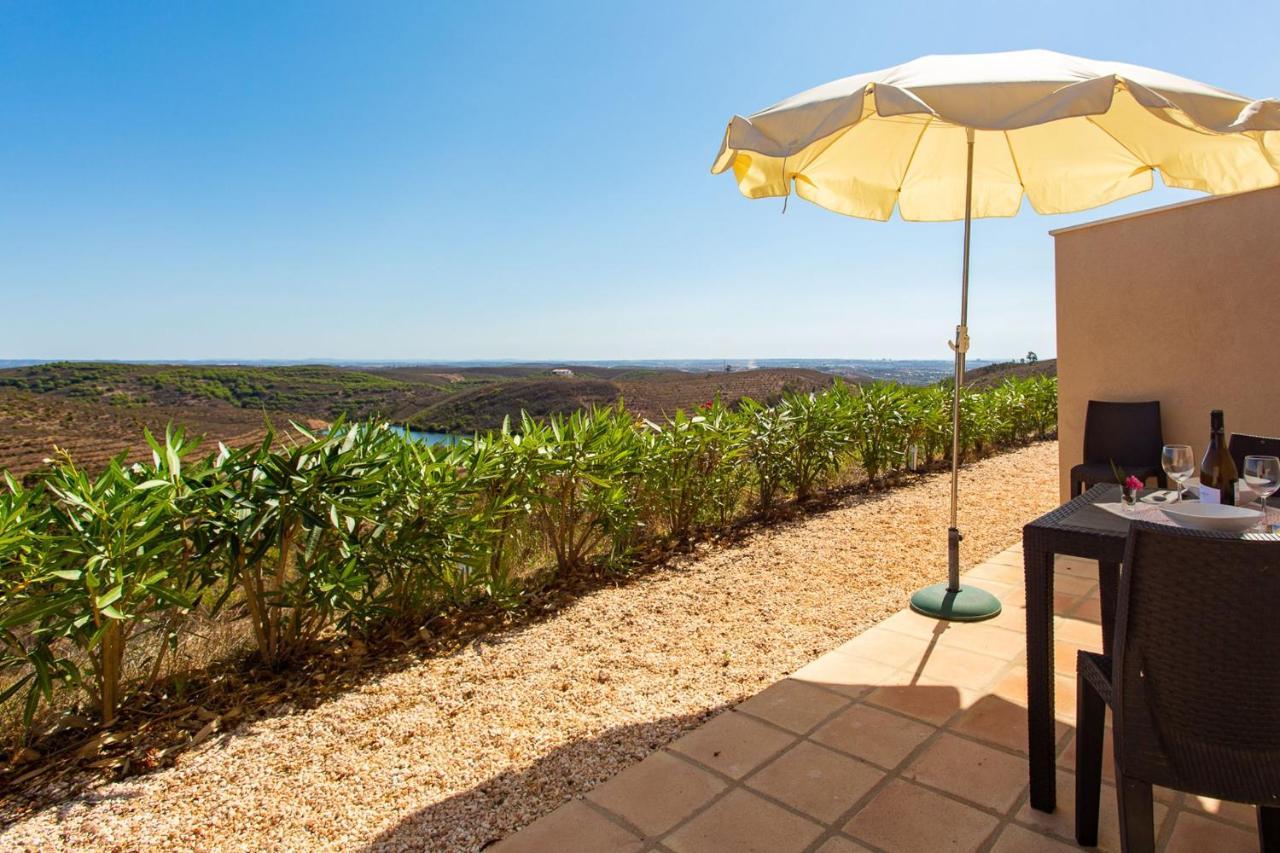 Corte Velada Guest House By Lovelystay Lagos Exterior photo
